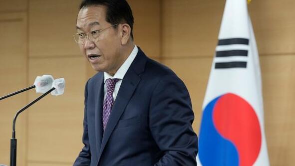 South Korea proposes meeting with North on family reunions