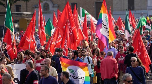 Hundreds of anti-fascists march in Mussolini’s birthplace