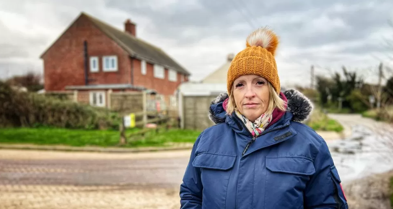 Happisburgh: The Norfolk village crumbling into the sea