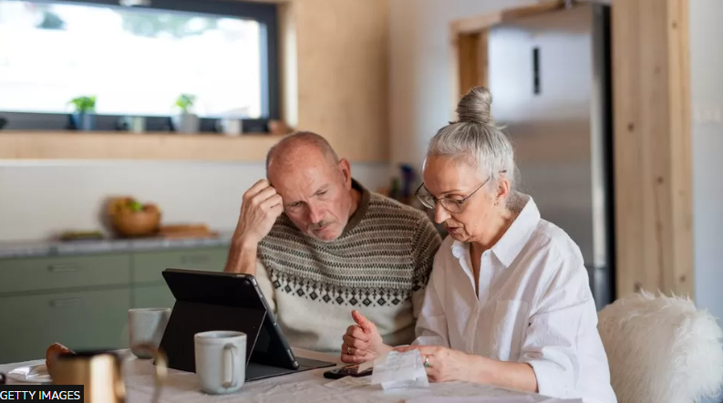 State pension age rise to 68 will not be brought forward – government to say