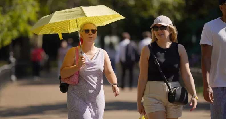 UK weather: Heat-health alert in place as temperatures to hit 32C