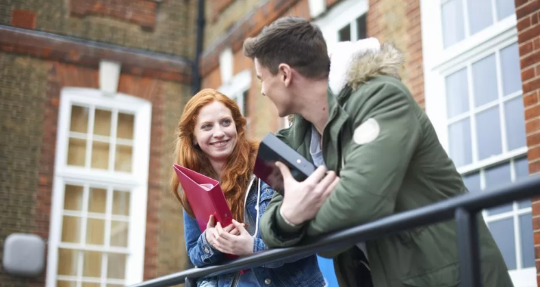 Fall in students accepted into university in UK