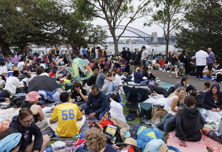 A million people gather at Sydney Harbour for ‘bigger and better’ fireworks display