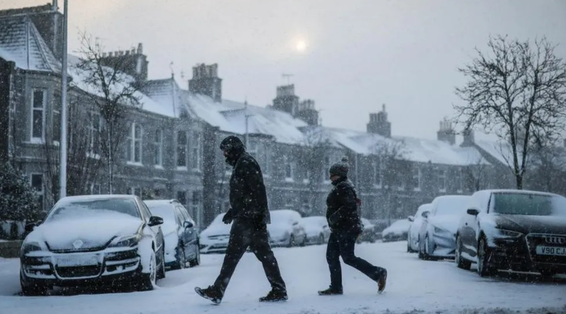 UK weather: Arctic cold snap to bring more snow and ice across country